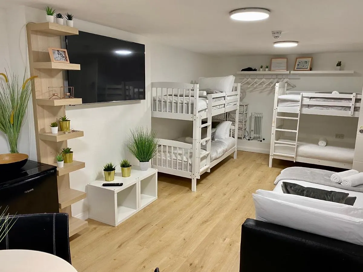 Apartment Bond Studios Brighton