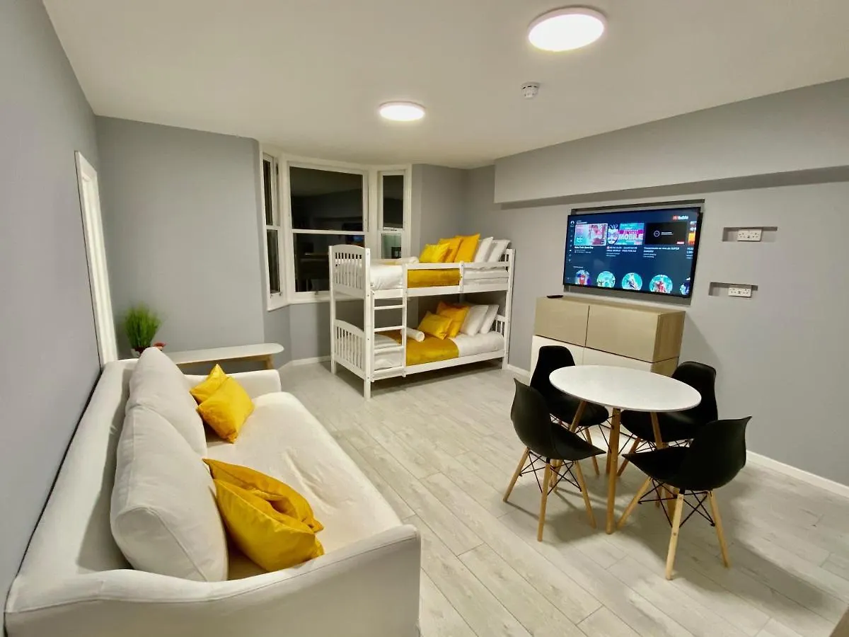 Apartment Bond Studios Hove